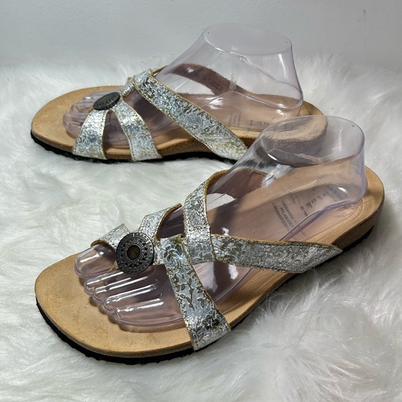 Think! Shoes - Think! Womens Gold Shimmer Leather Slide Wedge Casual Sandals Size 41